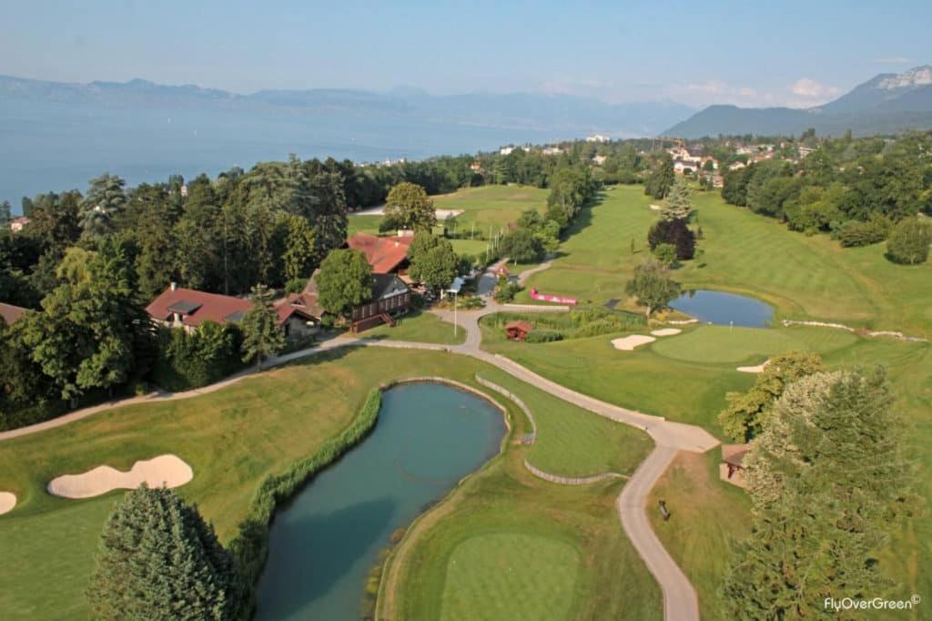Maison Familiale Vue Lac Avec Jardin - A 10Mn Du Lac Et Stations De Ski Apartment Publier Luaran gambar